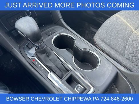 Certified 2024 Chevrolet Equinox LT w/ LPO, Floor Liner Package image 10