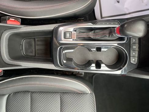 Used 2021 Chevrolet TrailBlazer RS w/ Sun and Liftgate Package image 23