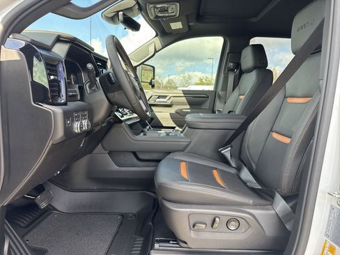 New 2026 GMC Sierra 2500 AT4 w/ AT4 Premium Plus Package image 16