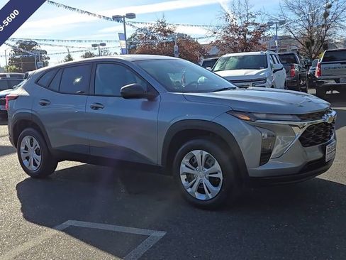 New 2026 Chevrolet Trax LS w/ Driver Confidence Package image 3