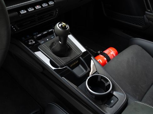Certified 2025 Porsche 911 GT3 RS RWD image 29