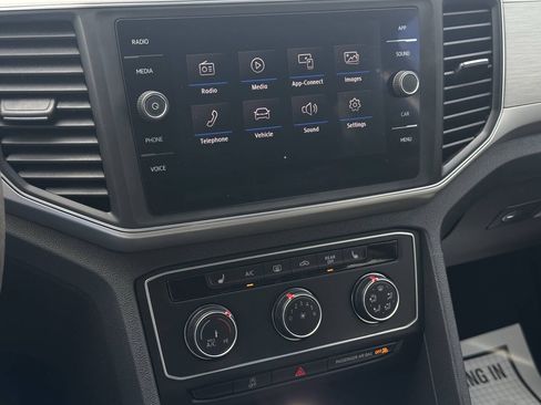 Used 2018 Volkswagen Atlas SE AWD/4WD image 21