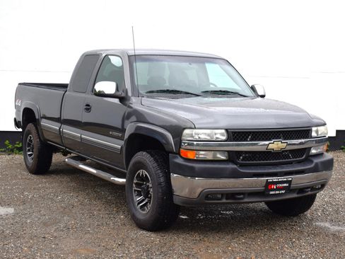Used 2002 Chevrolet Silverado 2500 LS w/ Electrical Convenience Pkg AWD/4WD image 26