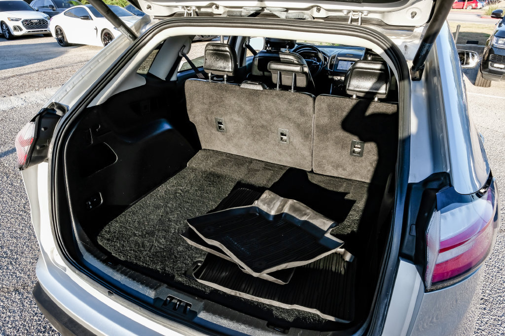 Used 2019 Ford Edge SEL w/ Equipment Group 201A FWD image 52