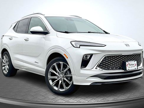 Certified 2024 Buick Encore GX Avenir image 12