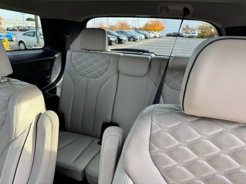 Used 2022 Hyundai Palisade Limited image 29