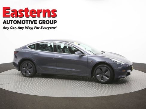 Used 2019 Tesla Model 3 Standard Range Plus RWD image 41