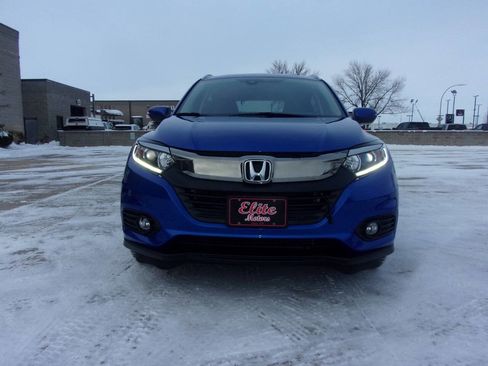 Used 2021 Honda HR-V EX image 3