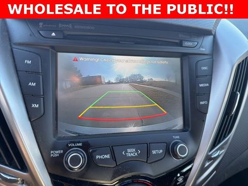 Used 2015 Hyundai Veloster RE:FLEX Edition image 14