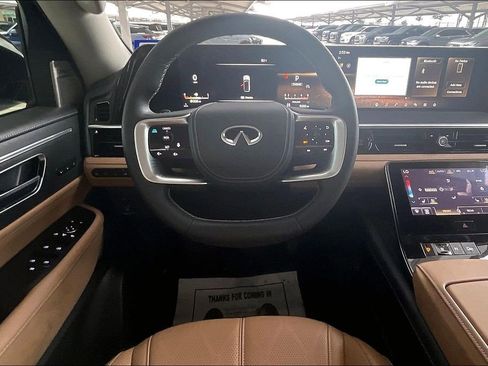 Used 2025 INFINITI QX80 Sensory w/ Premium Cargo Package image 7