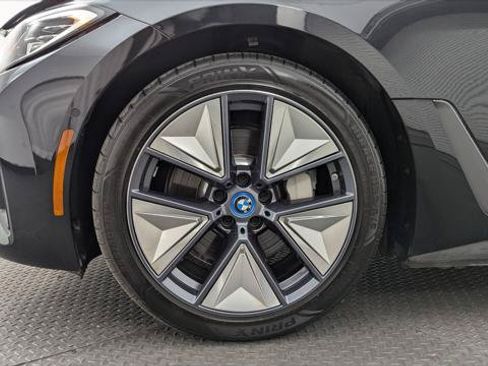 Used 2023 BMW i4 eDrive35 w/ Premium Package RWD image 30