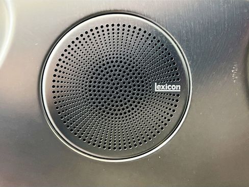 Used 2020 Genesis G70 2.0T w/ Elite Package image 15