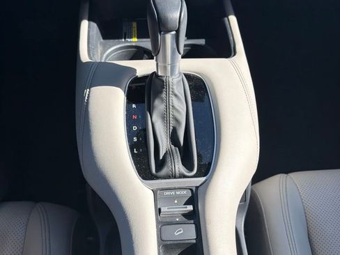Used 2024 Honda HR-V EX-L image 15