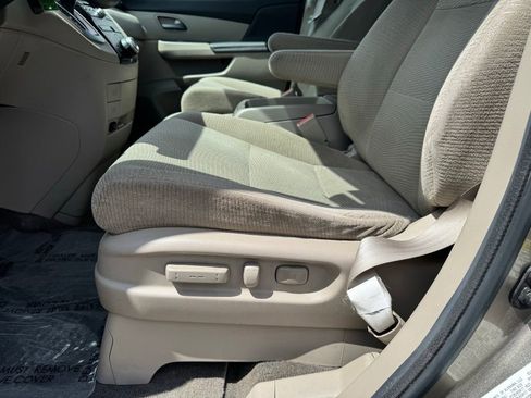Used 2013 Honda Odyssey EX image 5