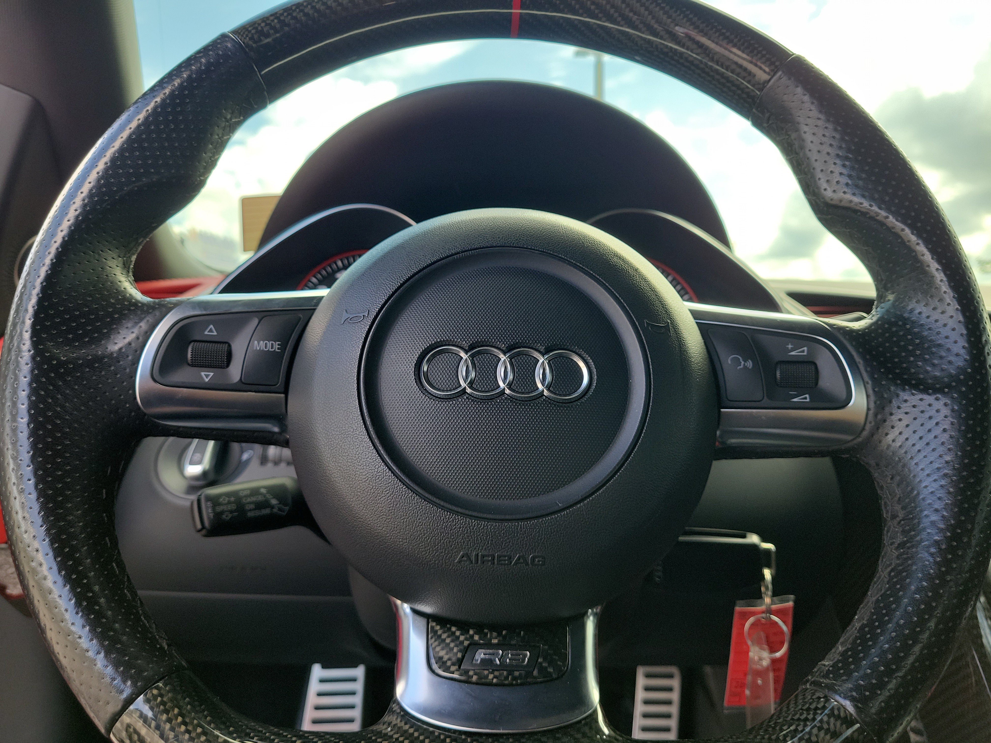 Used 2011 Audi R8 V10 AWD/4WD image 17