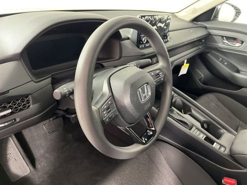 Certified 2025 Honda Accord SE image 24