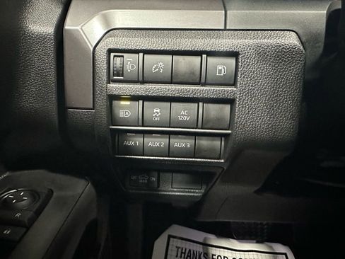 Used 2025 Toyota Tacoma TRD Off-Road w/ TRD Off Road Upgrade Package image 17