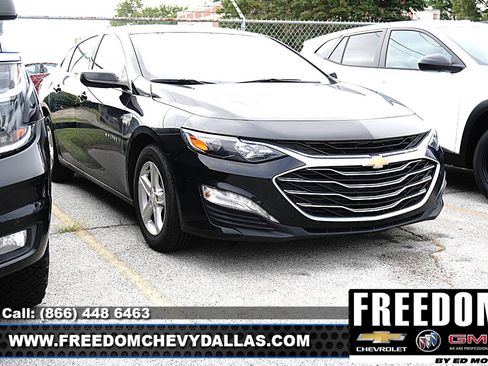 Used 2024 Chevrolet Malibu LT FWD image 1
