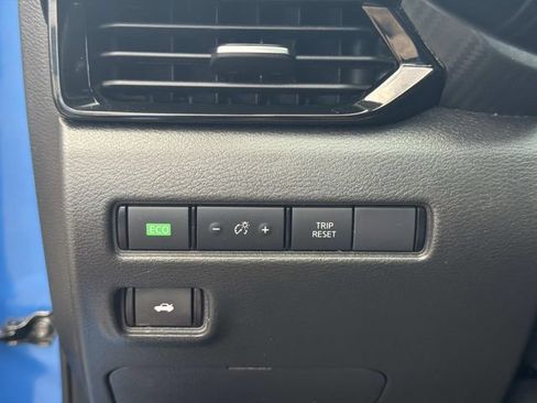 Used 2022 Nissan Sentra SV FWD image 26