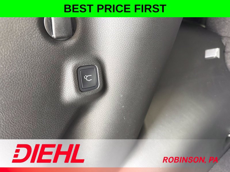 New 2026 Jeep Compass Trailhawk w/ Sun, Sound & Navigation Group AWD/4WD image 11