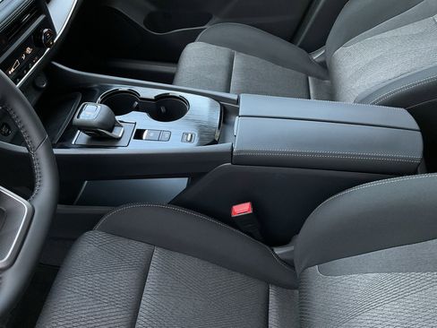 New 2026 Nissan Rogue SV image 33