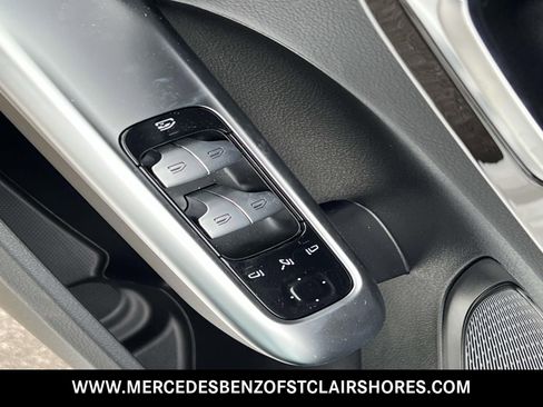 New 2026 Mercedes-Benz C 300 4MATIC Sedan image 15