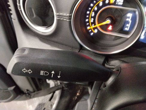 Used 2021 Jeep Wrangler Unlimited Sahara w/ Uconnect 4C Nav & Sound Group image 17