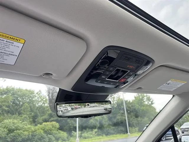 New 2026 Kia Carnival SX Prestige FWD image 12