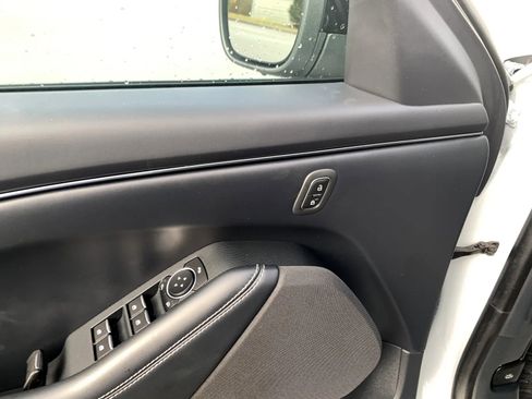 Used 2023 Ford Mustang Mach-E Select image 20