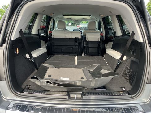 Used 2017 Mercedes-Benz GLS 450 4MATIC image 39