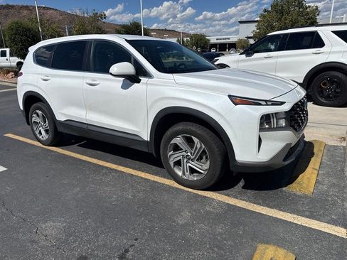 Used 2021 Hyundai Santa Fe SE AWD/4WD image 2