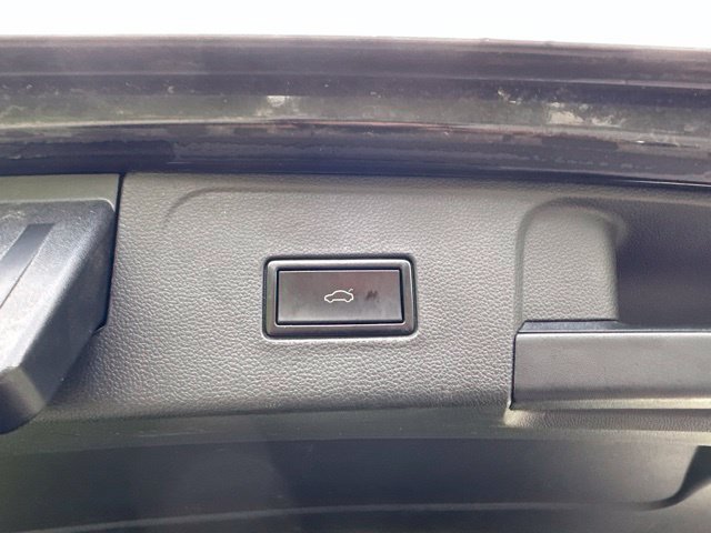 Used 2021 Volkswagen Atlas SEL AWD/4WD image 20