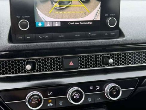 Used 2022 Honda Civic LX image 25
