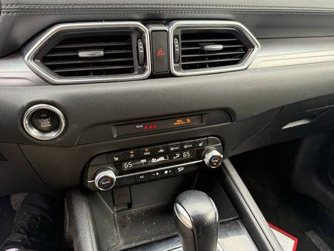 Used 2019 MAZDA CX-5 Touring image 9