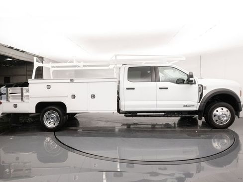 Used 2024 Ford F550 2WD Crew Cab Super Duty w/ XLT Value Package image 6