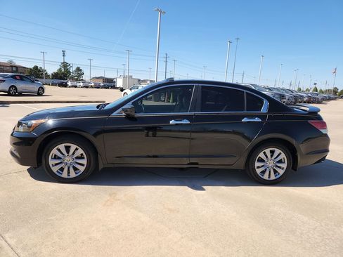 Used 2011 Honda Accord EX-L image 8