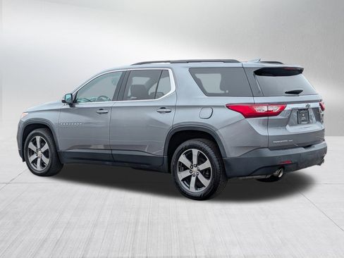 Used 2019 Chevrolet Traverse LT w/ LT Premium Package image 6