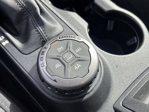 Used 2021 Ford Bronco 4-Door w/ Sasquatch Package image 9