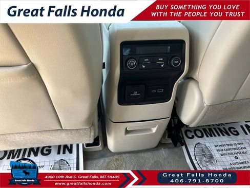 Used 2023 GMC Acadia Denali AWD/4WD image 24