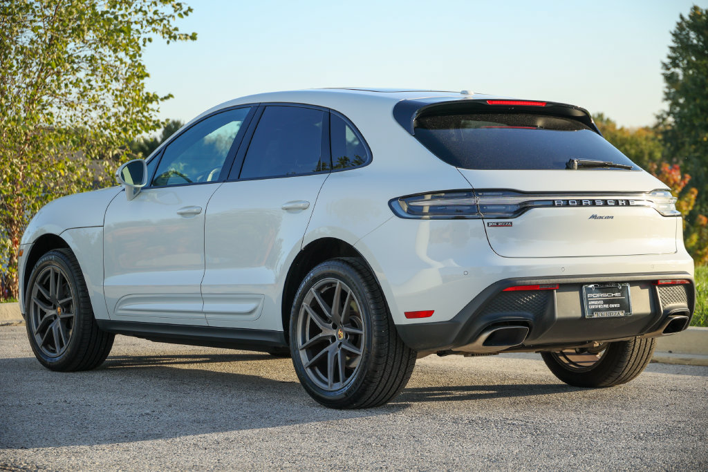 Certified 2026 Porsche Macan AWD/4WD image 21