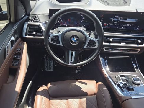 Used 2025 BMW X5 M60i AWD/4WD image 17