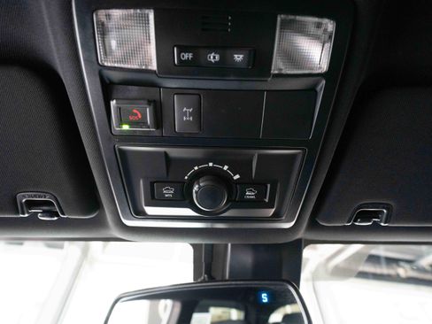 Used 2021 Toyota Tacoma TRD Off-Road image 18