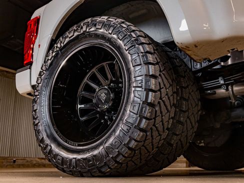 Used 2020 Ford F450 Platinum w/ FX4 Off-Road Package image 12