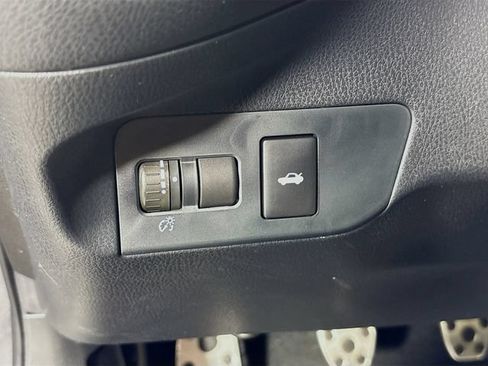 Used 2020 Subaru BRZ Limited RWD image 11