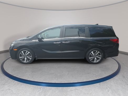 Used 2023 Honda Odyssey Touring image 8