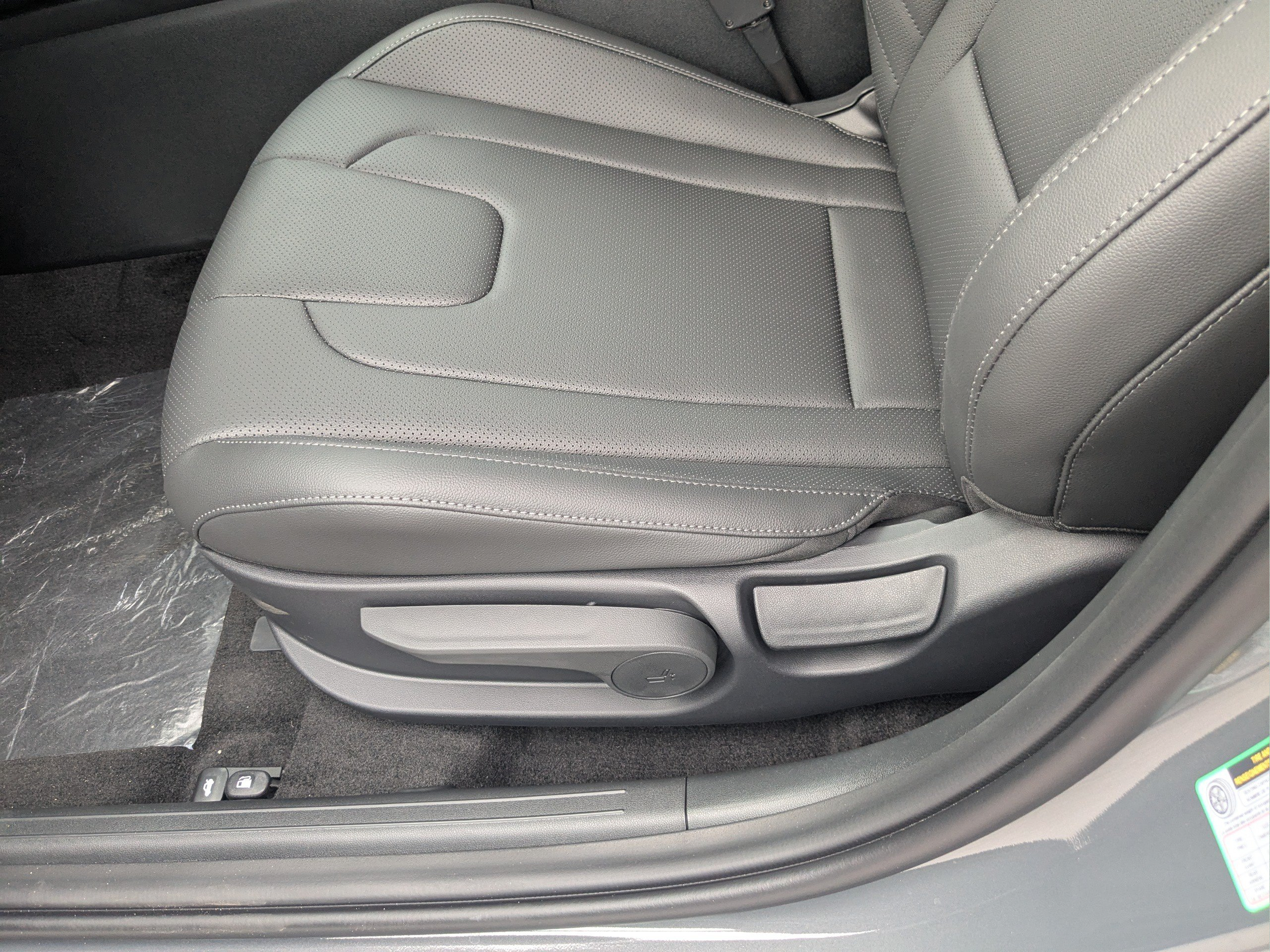 New 2026 Hyundai Elantra SEL Sport FWD image 19
