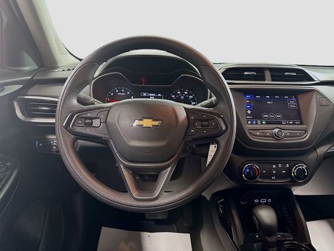 Used 2023 Chevrolet TrailBlazer LS image 21