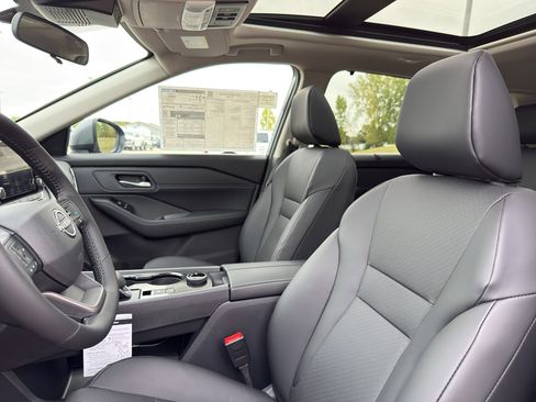 New 2026 Nissan Rogue SV w/ SV Premium Package image 26