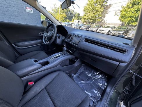 Used 2016 Honda HR-V EX image 18