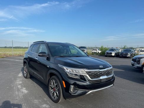 Certified 2021 Kia Seltos SX AWD/4WD image 1